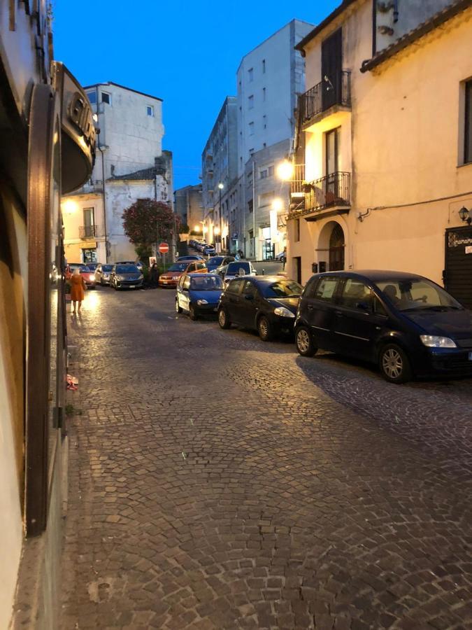 Guest House Via Poerio Catanzaro Exterior photo
